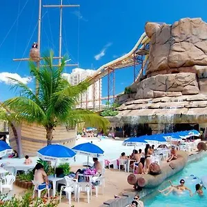 Diroma , Um Dia De Diversão No Acqua Parque E Splash Caldas Novas