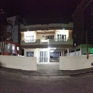  Apartamento Residencial Nereu